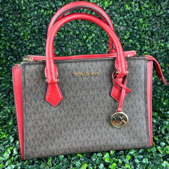 Michael Kors Handbags - MICHAEL KORS HOPE MEDIUM MESSENGER Signature Satchel